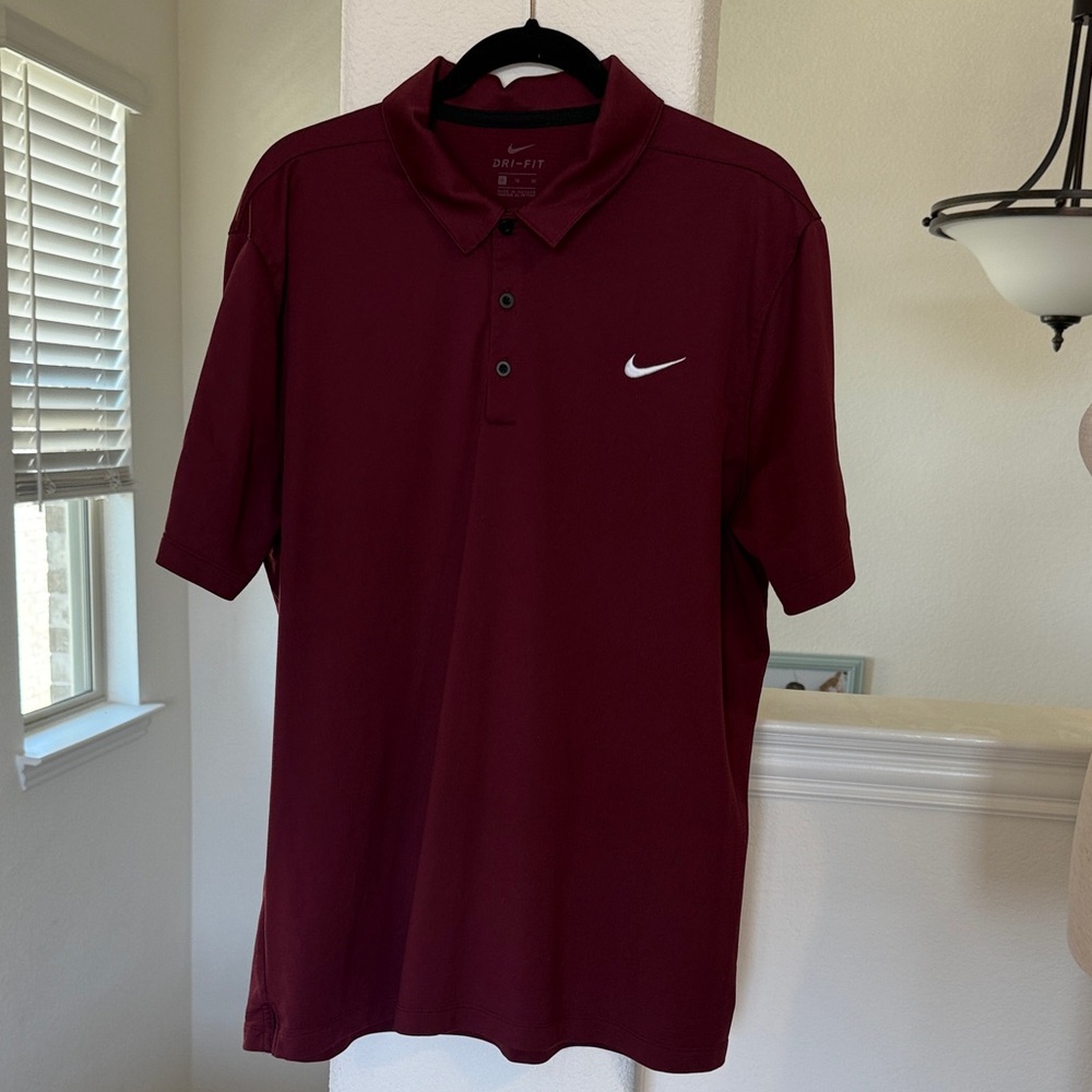 Nike Men's Maroon Polo Shirt